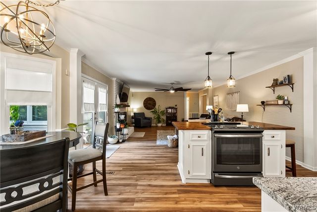 4613 Stonehill, Tuscaloosa, AL 35405