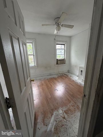 403 N FILMORE ST, Gloucester City, NJ 08030