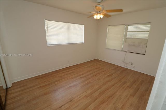 915 NE 16th Terrace 5, Fort Lauderdale, FL 33304