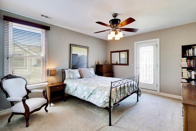 6548 N Oliphant Avenue, Chicago, IL 60631