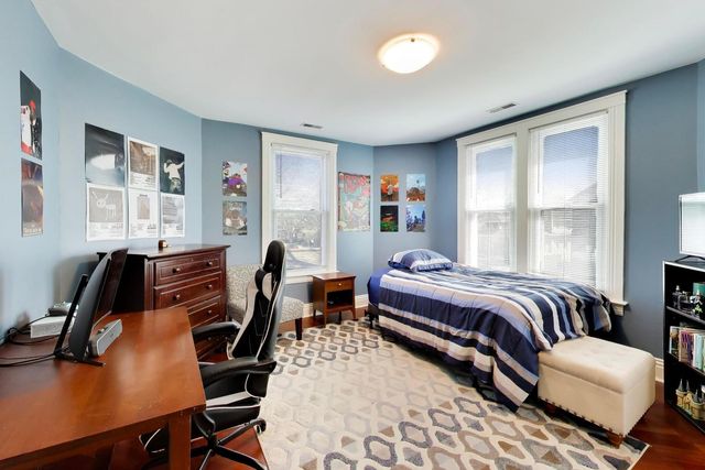 6548 N Oliphant Avenue, Chicago, IL 60631