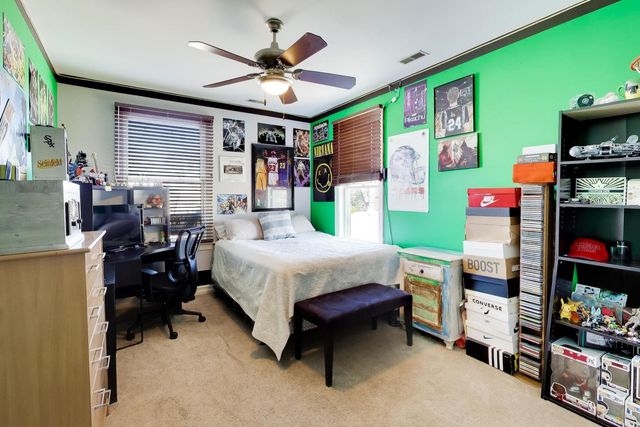 6548 N Oliphant Avenue, Chicago, IL 60631