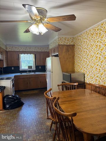 25 HARDING ST, Manchester, PA 17345