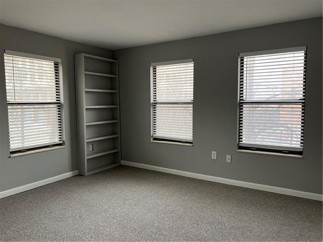 445 W 9th Street 302, Kansas City, MO 64105