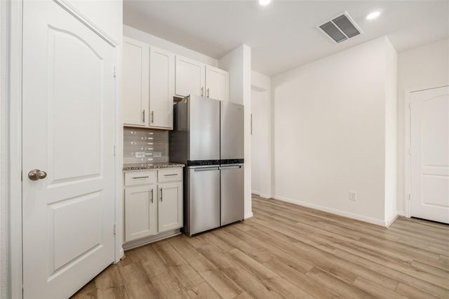 8202 Leisure Point Drive, Cypress, TX 77433
