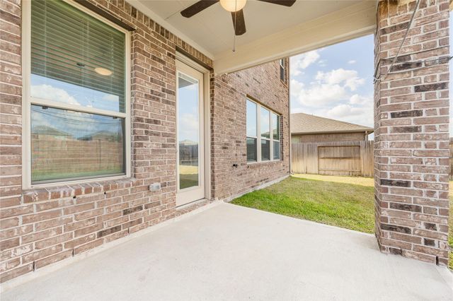 8202 Leisure Point Drive, Cypress, TX 77433