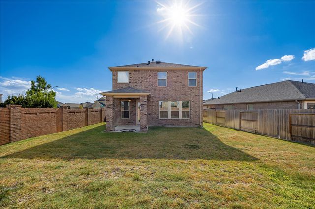 8202 Leisure Point Drive, Cypress, TX 77433