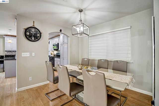 5313 Starflower Way, Livermore, CA 94551