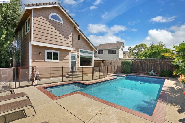 5313 Starflower Way, Livermore, CA 94551