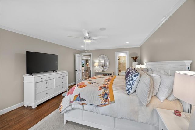 70 Colony Park Circle, Galveston, TX 77551