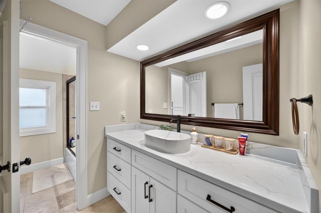 70 Colony Park Circle, Galveston, TX 77551