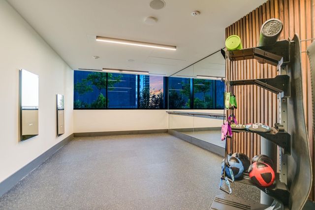 84 East Ave 3909, Austin, TX 78701