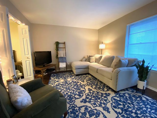 1107 N Locust Street 3, Denton, TX 76201