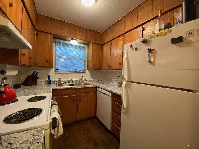 1107 N Locust Street 3, Denton, TX 76201