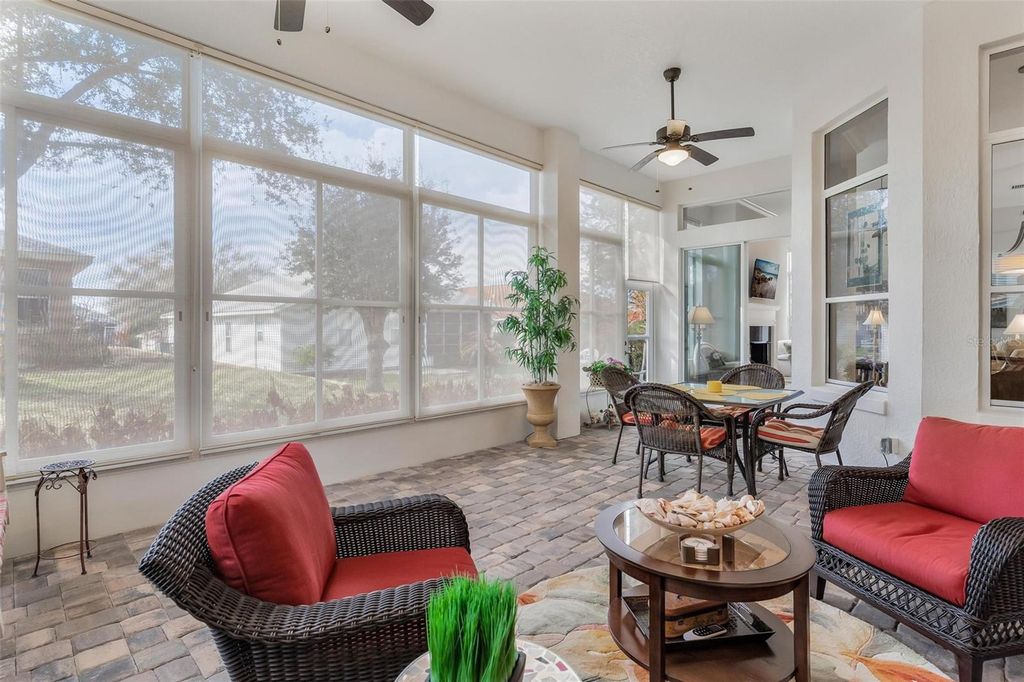 Image 27 of property listing at 5170 INDIAN OCEAN LOOP, Tavares, FL 32778