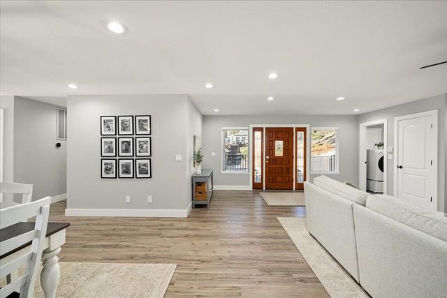 11349 Lower Circle Dr, Grass Valley, CA 95949