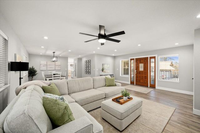 11349 Lower Circle Dr, Grass Valley, CA 95949