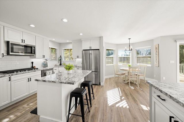11349 Lower Circle Dr, Grass Valley, CA 95949