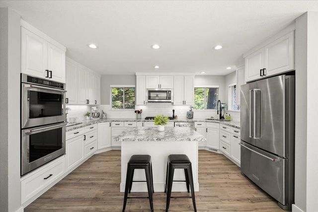 11349 Lower Circle Dr, Grass Valley, CA 95949