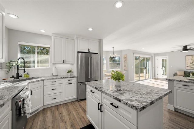 11349 Lower Circle Dr, Grass Valley, CA 95949