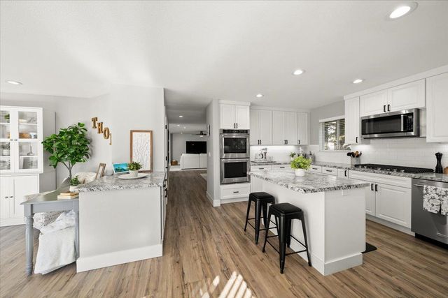11349 Lower Circle Dr, Grass Valley, CA 95949