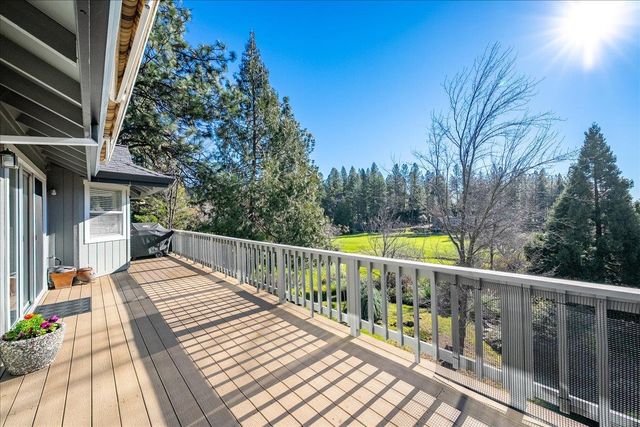 11349 Lower Circle Dr, Grass Valley, CA 95949