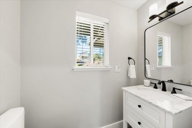 11349 Lower Circle Dr, Grass Valley, CA 95949