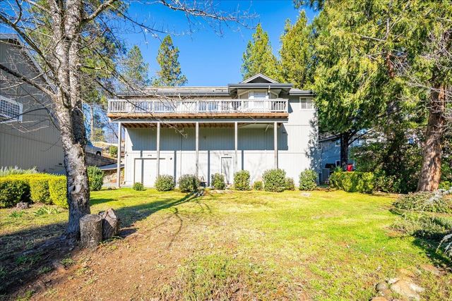 11349 Lower Circle Dr, Grass Valley, CA 95949