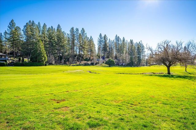 11349 Lower Circle Dr, Grass Valley, CA 95949