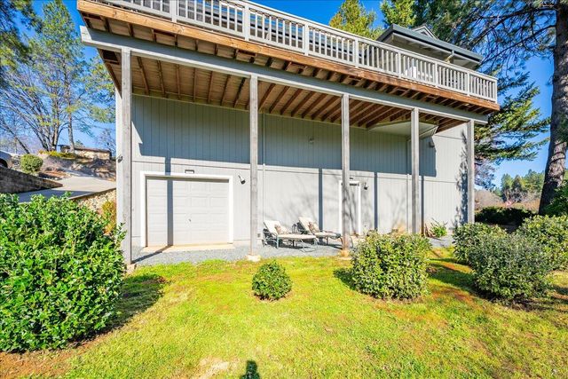 11349 Lower Circle Dr, Grass Valley, CA 95949
