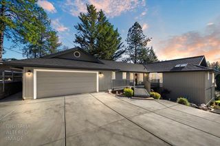 11349 Lower Circle Dr, Grass Valley, CA 95949