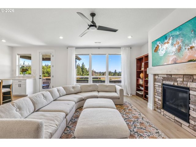 3702 S ARWANA Ln, Ridgefield, WA 98642