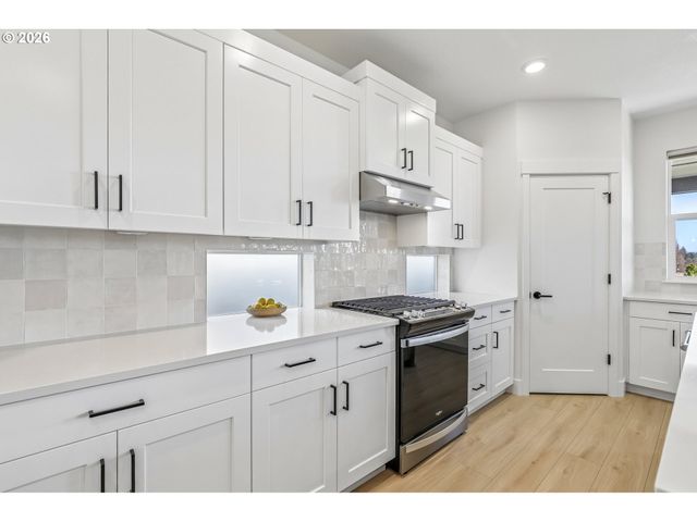 3702 S ARWANA Ln, Ridgefield, WA 98642