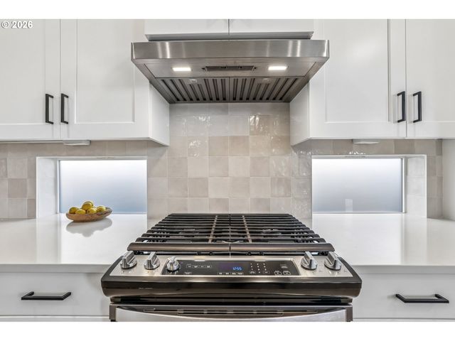 3702 S ARWANA Ln, Ridgefield, WA 98642