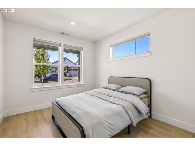 3702 S ARWANA Ln, Ridgefield, WA 98642