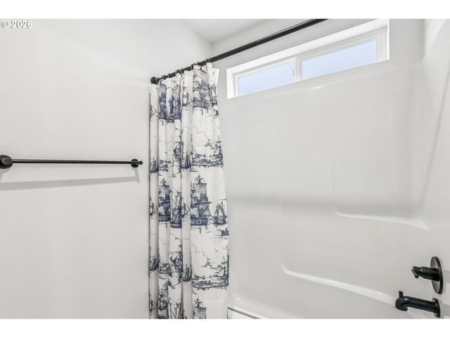 3702 S ARWANA Ln, Ridgefield, WA 98642