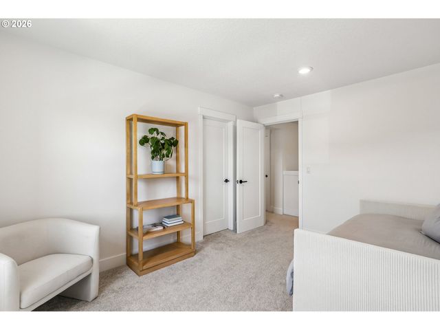 3702 S ARWANA Ln, Ridgefield, WA 98642
