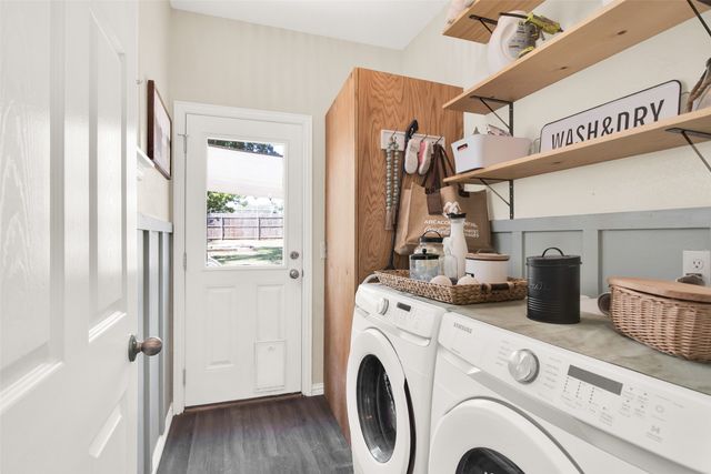 319 W Johnson Street, Denison, TX 75020