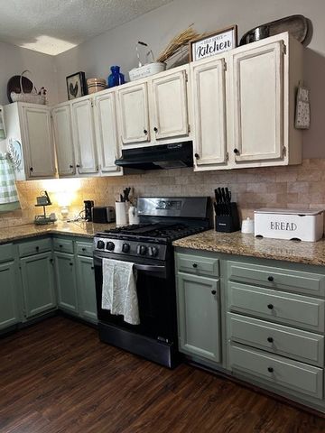 1518 W Park Avenue, Corsicana, TX 75110