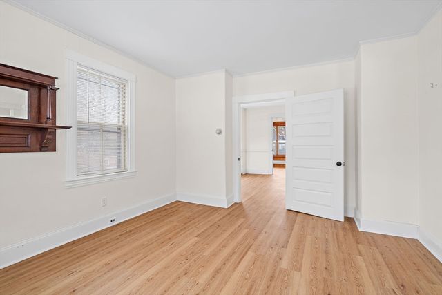 971 Webster St, Needham, MA 02492