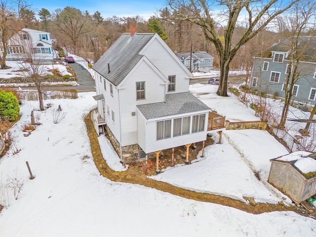 971 Webster St, Needham, MA 02492