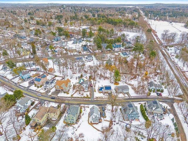 971 Webster St, Needham, MA 02492