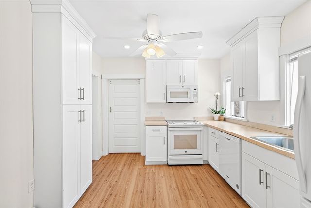 971 Webster St, Needham, MA 02492