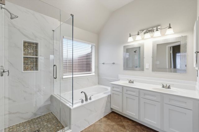 1846 Crosshaven Drive, Lewisville, TX 75077