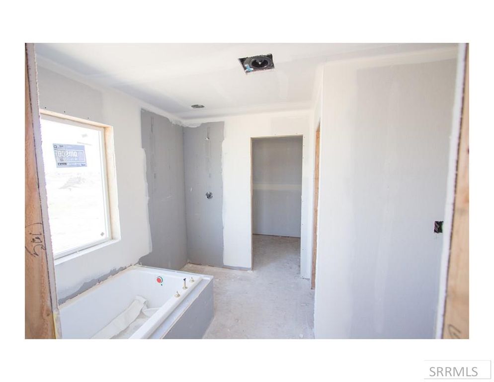 Image 14 of property listing at 3907 E 47th North, Rigby, ID 83442