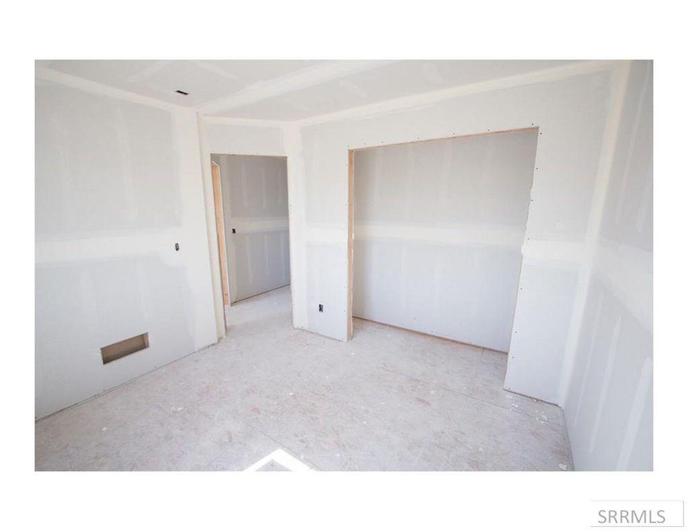 Image 24 of property listing at 3907 E 47th North, Rigby, ID 83442