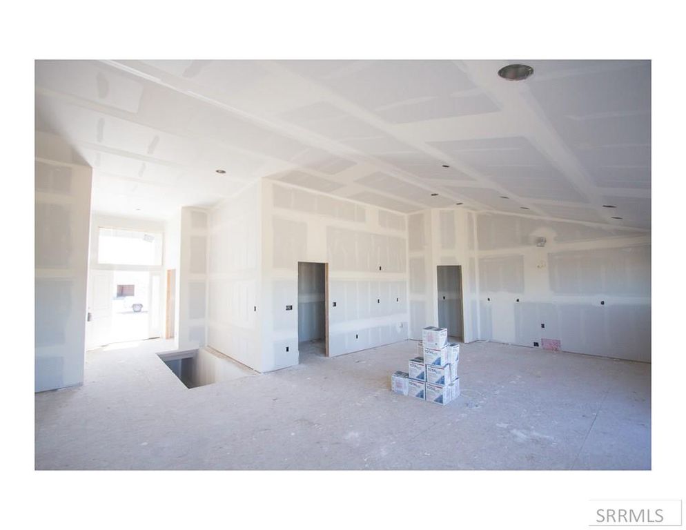Image 6 of property listing at 3907 E 47th North, Rigby, ID 83442