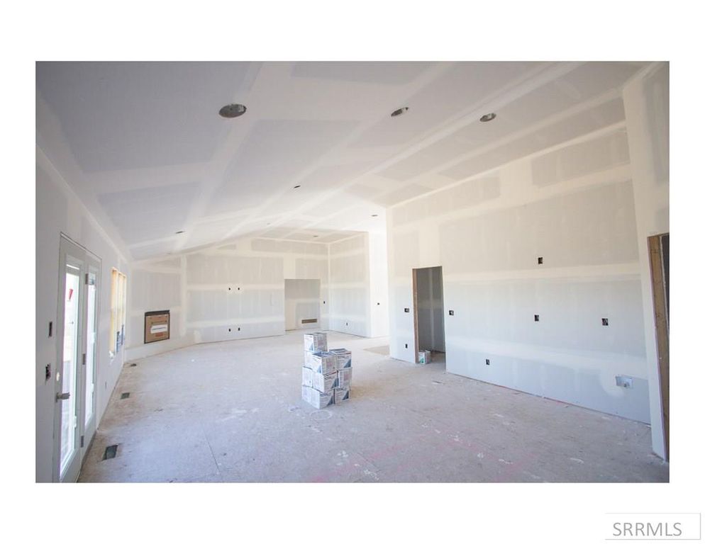 Image 8 of property listing at 3907 E 47th North, Rigby, ID 83442
