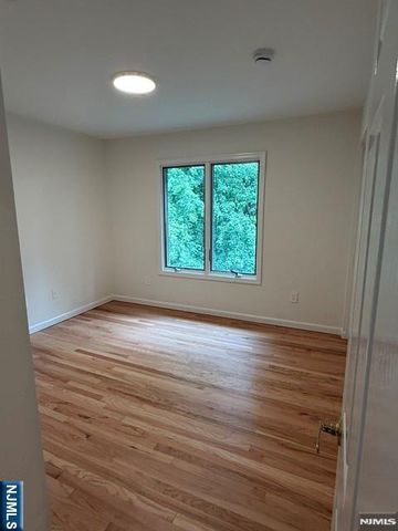 12 Cortland Place A, Tenafly, NJ 07670