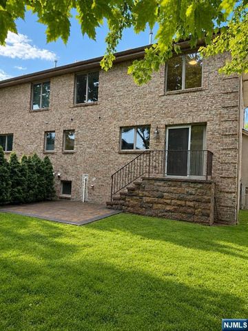 12 Cortland Place A, Tenafly, NJ 07670